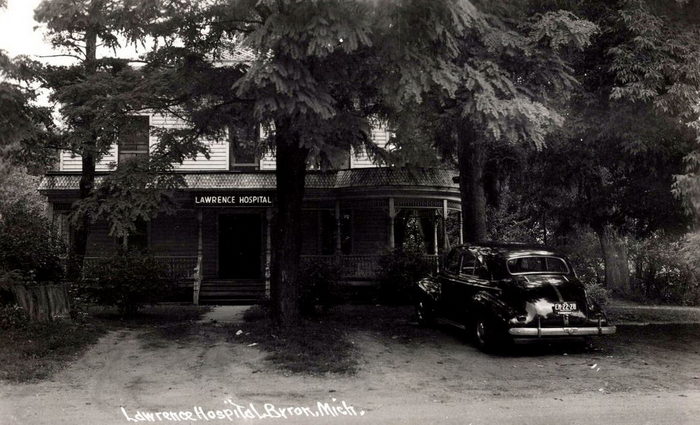 Byron - Lawrence Hospital In Byron (newer photo)